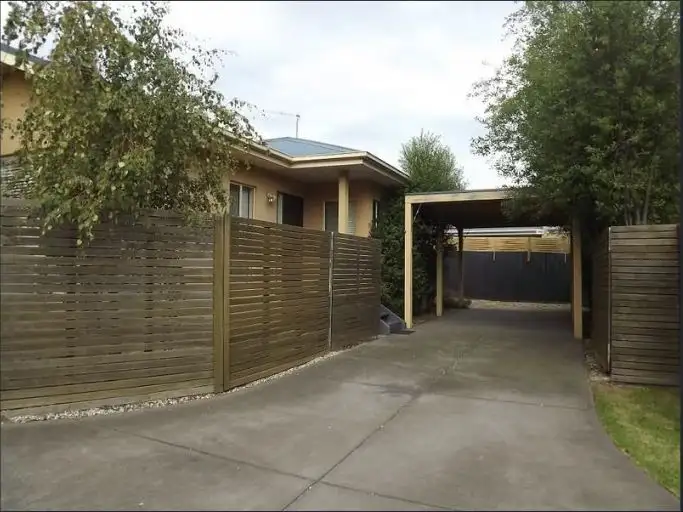 4/69 Herbert Street, Mornington VIC 3931