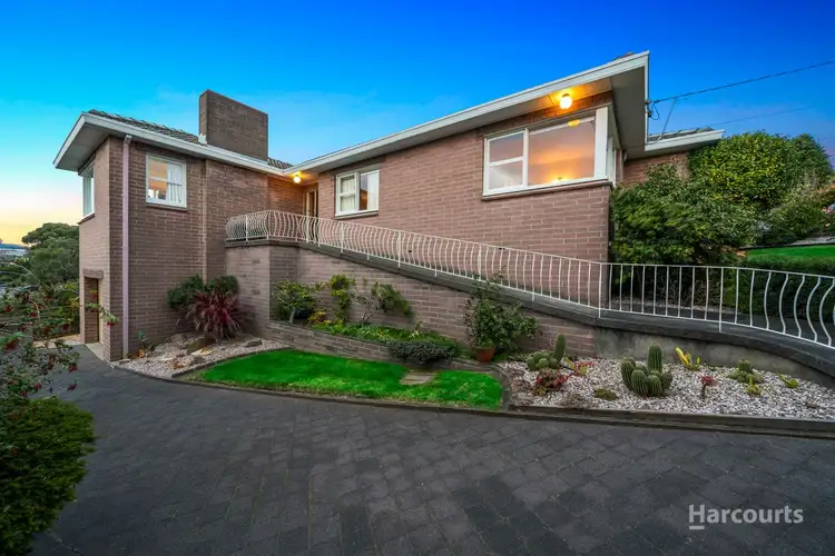 8 Nimala Street, Rosny TAS 7018