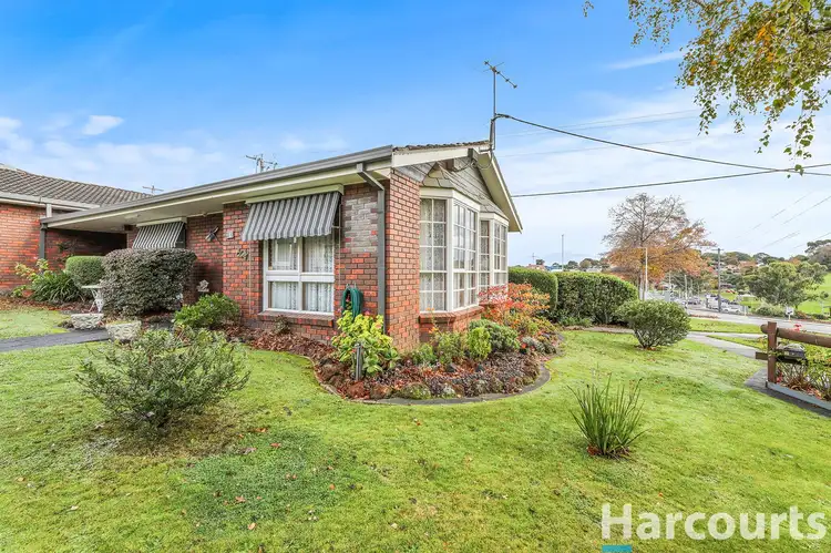 Second view of Homely unit listing, 1/6 Bank Place, Drouin VIC 3818
