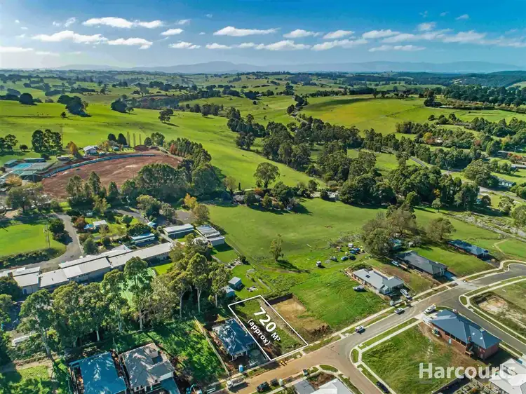2 Currawong Close, Neerim South VIC 3831