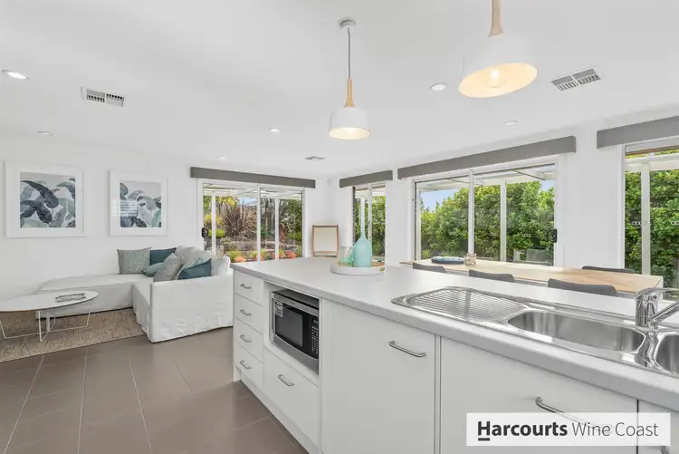 10 Aquamarine Boulevard, Hayborough SA 5211