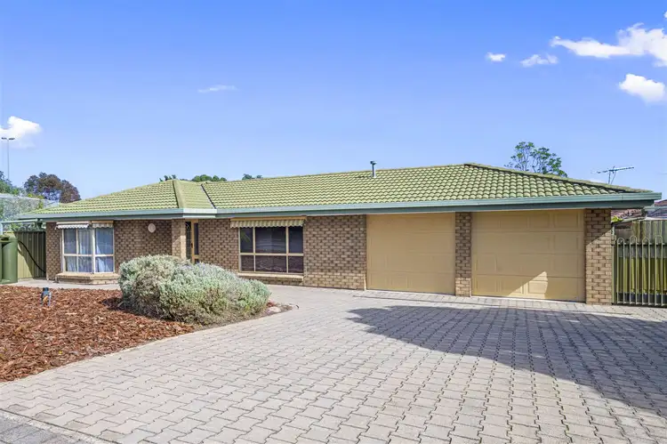 12 Oakhill Crescent, Morphett Vale SA 5162