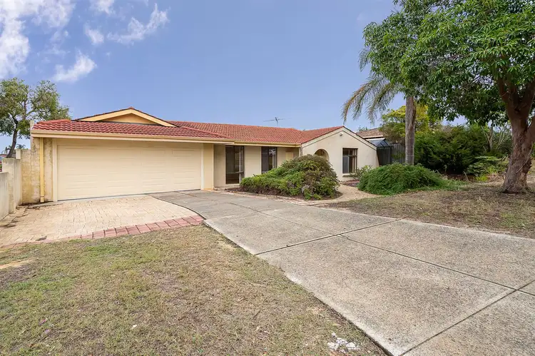 12 Bondini Way, Bibra Lake WA 6163