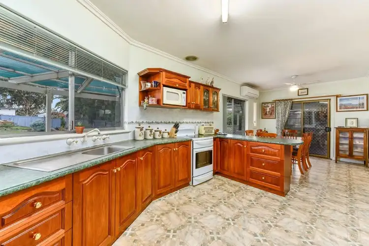 Fifth view of Homely house listing, 10 Wendt Tce, Tintinara SA 5266