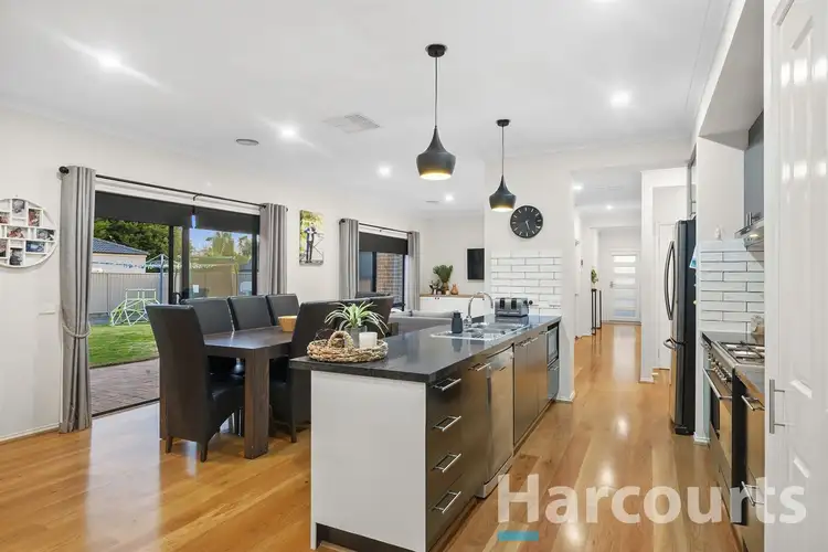 Sixth view of Homely house listing, 2 Therese Court, Miners Rest VIC 3352