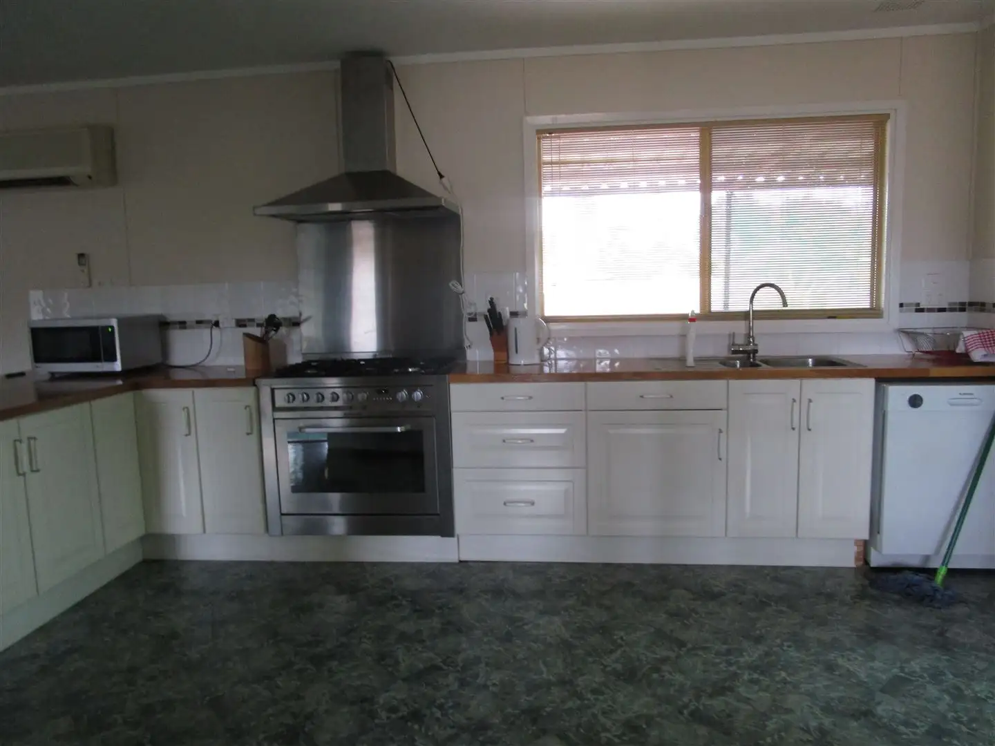 Main view of Homely house listing, 82 Williamson, Three Springs WA 6519