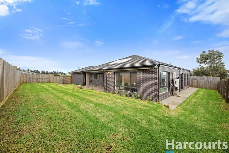 Fifth view of Homely house listing, 10 Saxon Road, Drouin VIC 3818