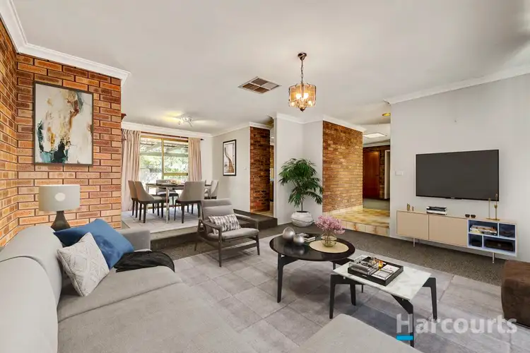 9 Rodondo Place, Shelley WA 6148