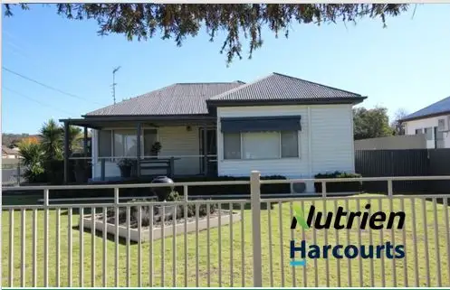 17 Margaret Street, Cootamundra NSW 2590