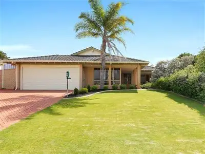 Second view of Homely house listing, 39 Crossland Way, Kardinya WA