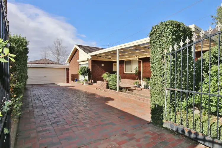 136 Clarinda Road, Clarinda VIC 3169