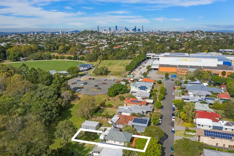 17 Balerang Street, Stafford QLD 4053