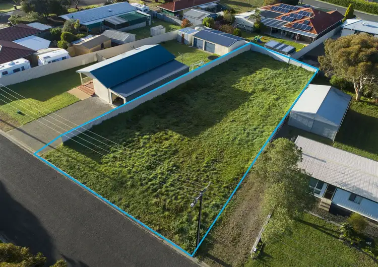 16 Lundstrom Street, Goolwa Beach SA 5214