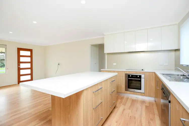 19 Langley Road, Mccracken SA 5211