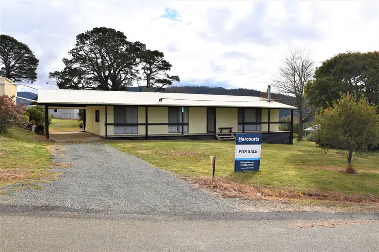 10 McCoy Street, Omeo VIC 3898
