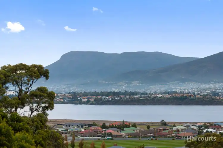 40 Grevillea Avenue, Old Beach TAS 7017