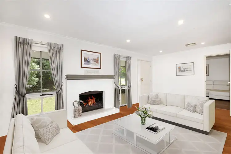 Second view of Homely house listing, 6 Morton Place, Rowville VIC 3178