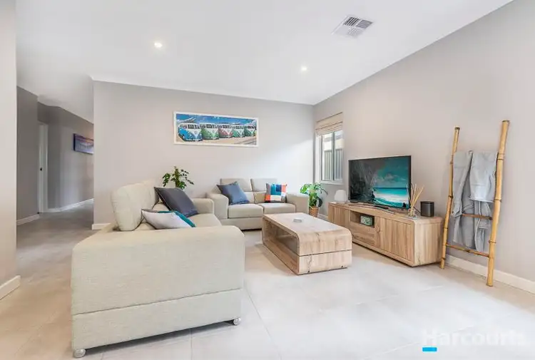 Sixth view of Homely house listing, 42 Vitrinella Avenue, Jindalee WA 6036