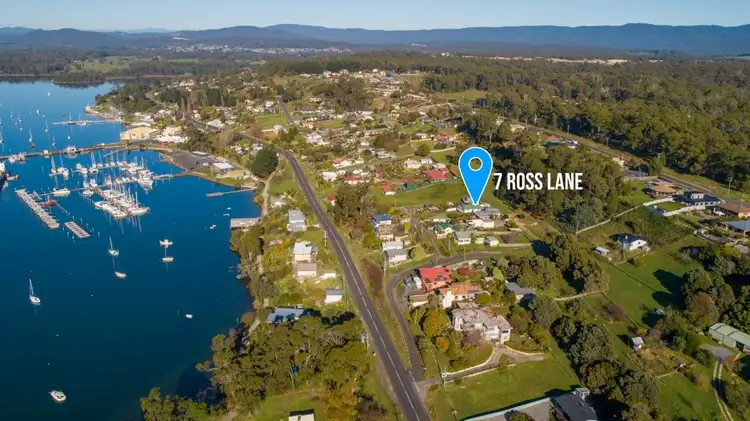 7 Ross Lane, Beauty Point TAS 7270