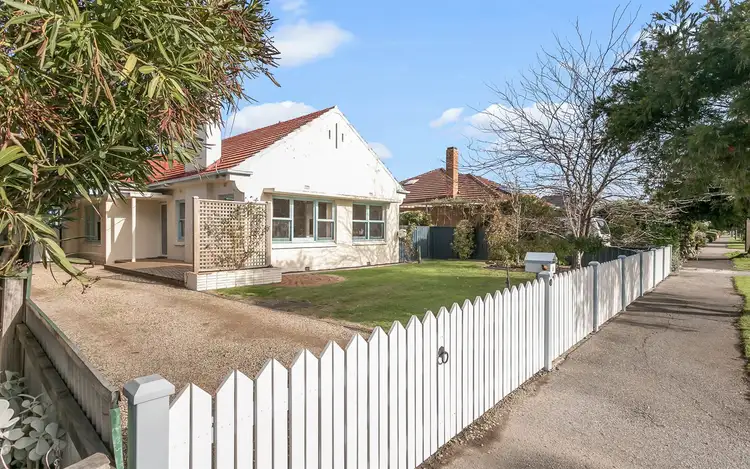 14 Leworthy Street, Victor Harbor SA 5211