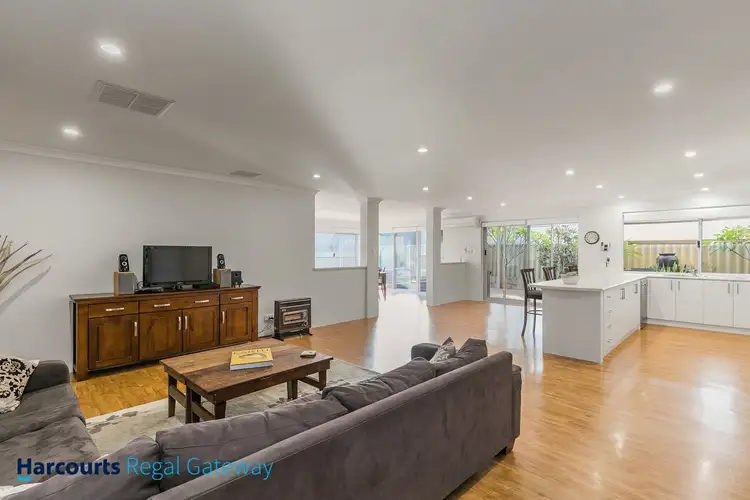 Sixth view of Homely house listing, 7 providence link, Atwell WA 6164