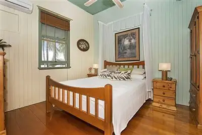 Sixth view of Homely house listing, 2 William Street, West End QLD 4810
