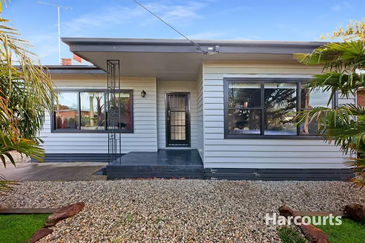 Main view of Homely house listing, 10 Raymond Street, Wangaratta VIC 3677