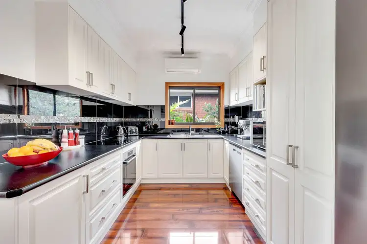 Second view of Homely house listing, 10 Raymond Street, Wangaratta VIC 3677