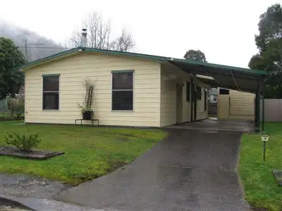 4 Blackwood Avenue, Rosebery TAS