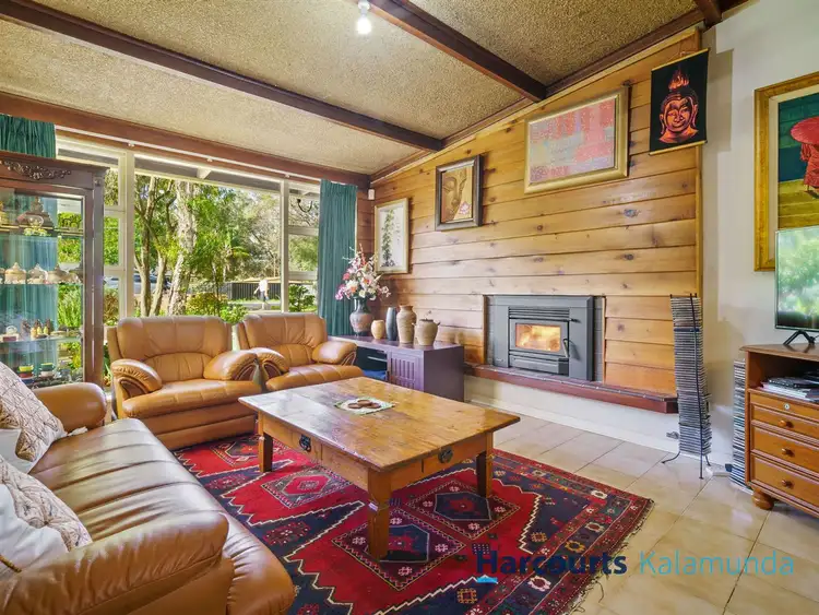 2 McRae Road, Kalamunda WA 6076