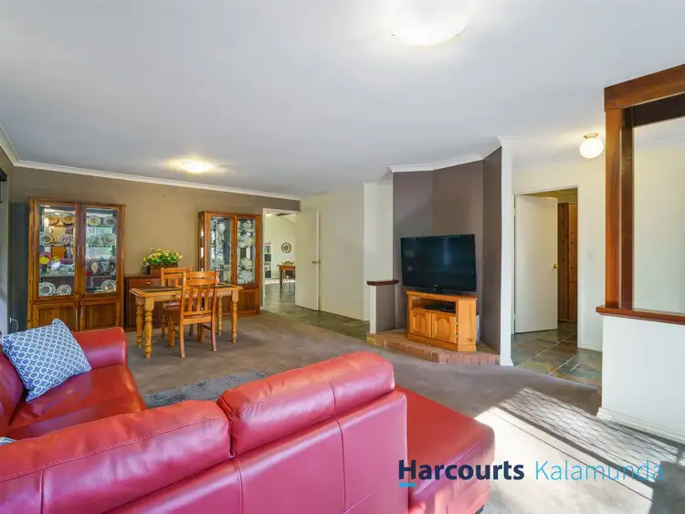 Fifth view of Homely house listing, 2 Davies Crescent, Gooseberry Hill WA 6076