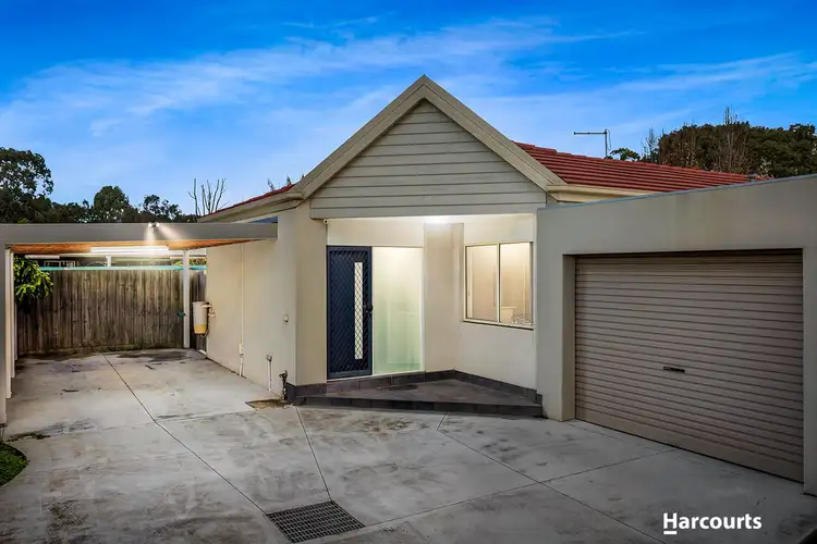 Main view of Homely unit listing, 2/265 Dandelion Drive, Rowville VIC 3178