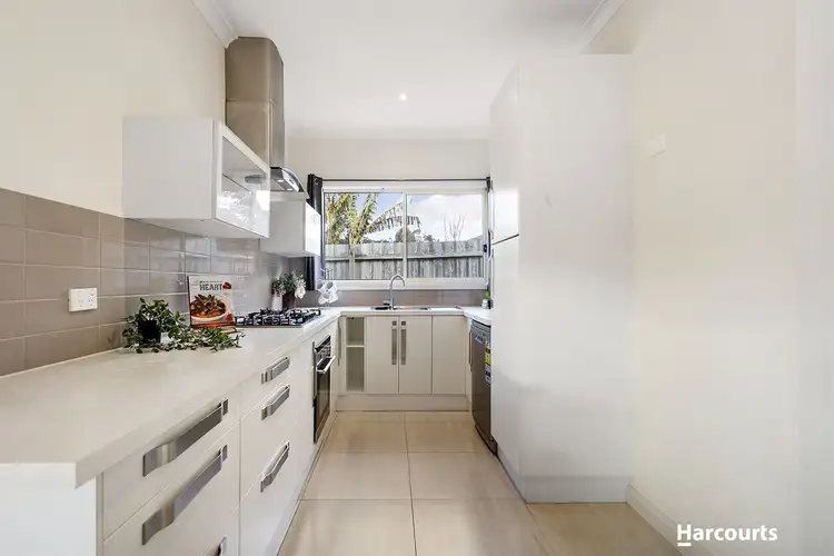 Fourth view of Homely unit listing, 2/265 Dandelion Drive, Rowville VIC 3178