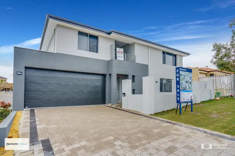A/17 Ravenswood Drive, Nollamara WA 6061
