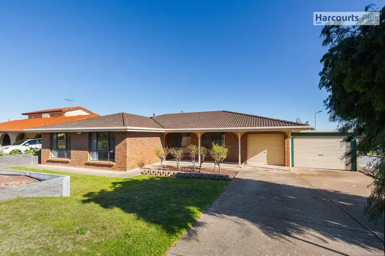 Second view of Homely house listing, 32 Rogana Crescent, Hallett Cove SA 5158