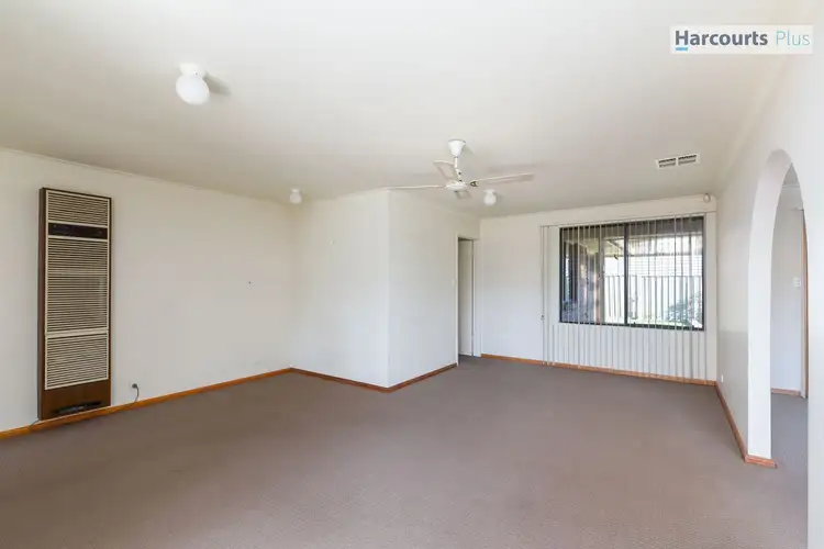 Fourth view of Homely house listing, 32 Rogana Crescent, Hallett Cove SA 5158
