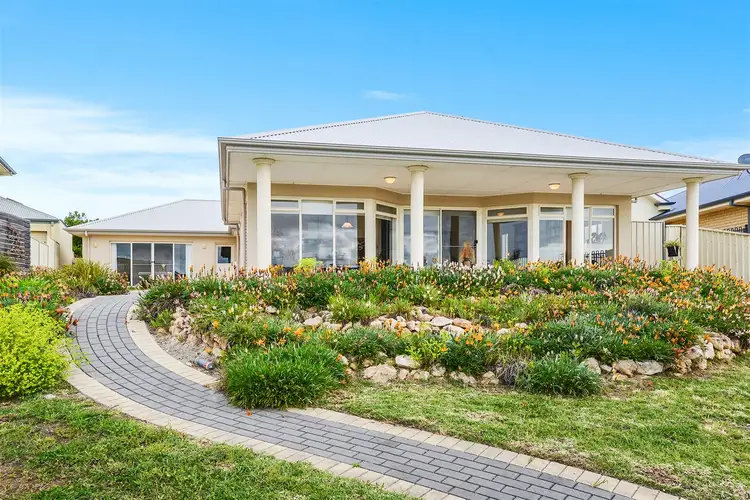 56 Wentworth Parade, Hindmarsh Island SA 5214