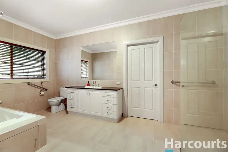 Sixth view of Homely unit listing, 2/5 Charles Street, Drouin VIC 3818