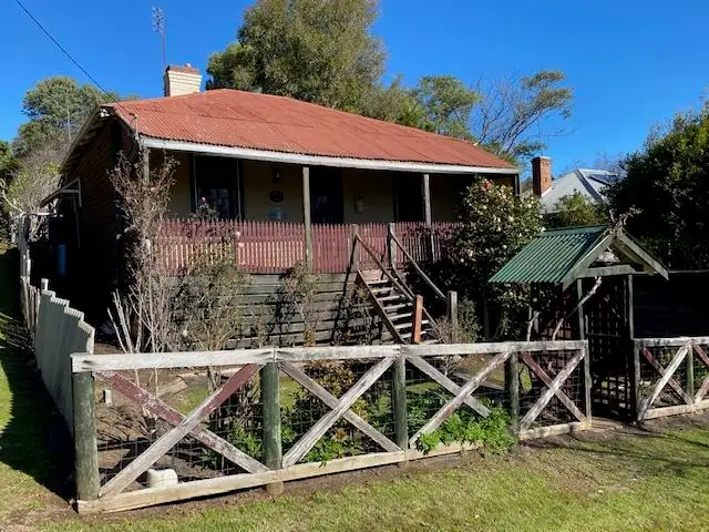 16 Rowley Street