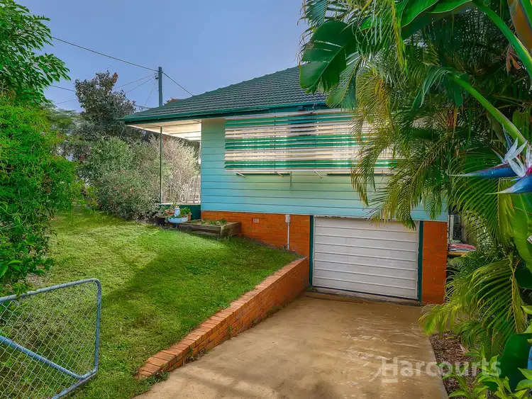 23 Watcombe St, Wavell Heights QLD 4012