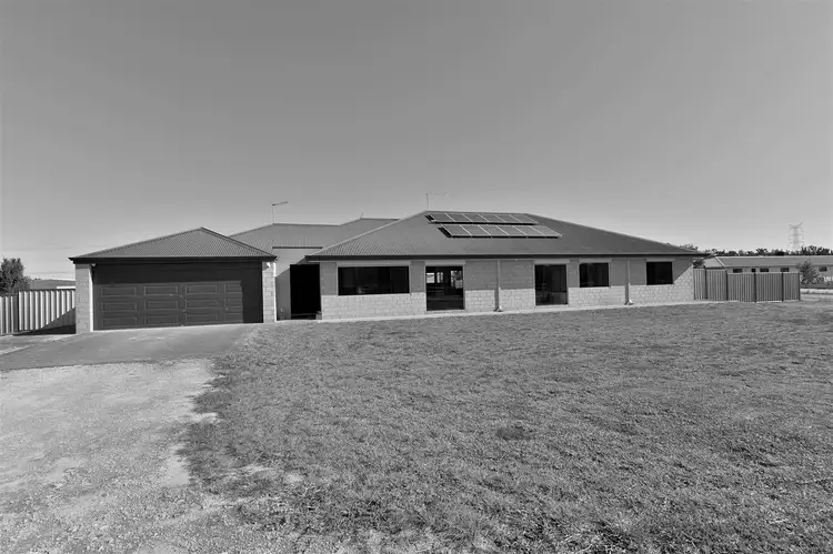 Lot 202 Bush Retreat, Nambeelup WA 6207