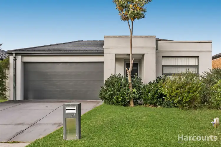 17 Bavaria Lane, Pakenham VIC 3810
