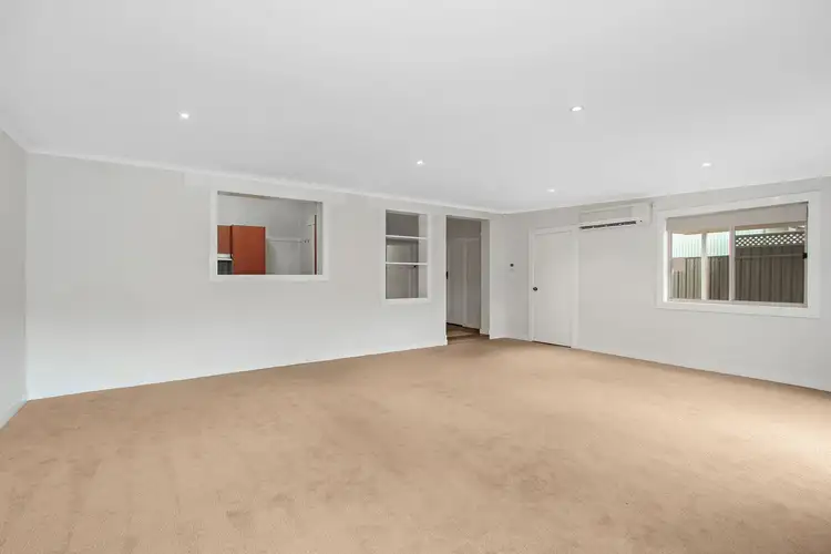 Sixth view of Homely house listing, 2 Levien Avenue, Tamworth NSW 2340