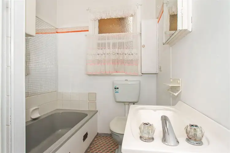 Sixth view of Homely house listing, 3 Jenkin Street, Tamworth NSW 2340