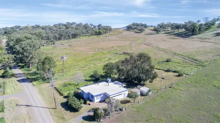 33 Fullers Lane, Wallabadah NSW 2343