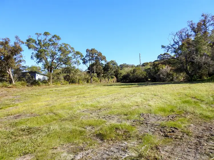 44 Minsterly Road, Ocean Beach WA 6333