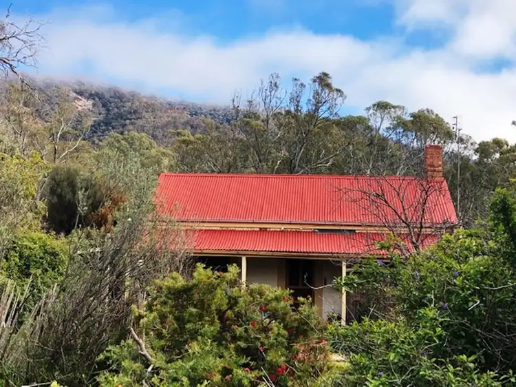 27 Stuart Street, Melrose SA 5483