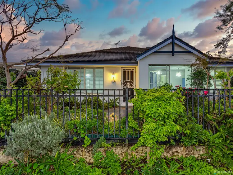 38 Oakland Hills Boulevard, Currambine WA 6028