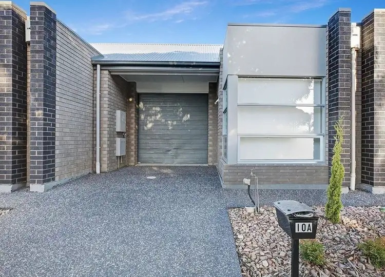 10a England Avenue