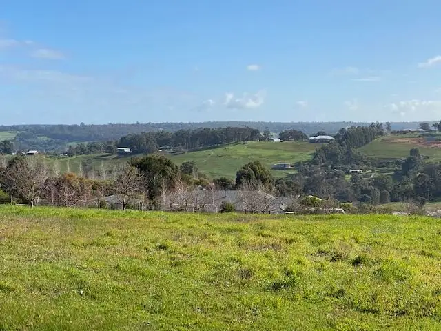 17 Robinia Way, Bridgetown WA 6255
